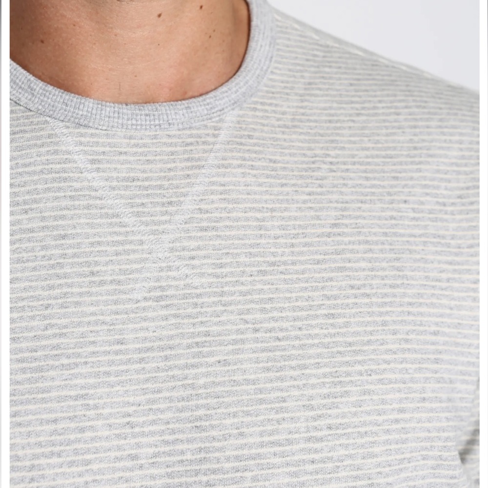 JACHS New York Men's‎ XL Gray Striped Fleece Sweater